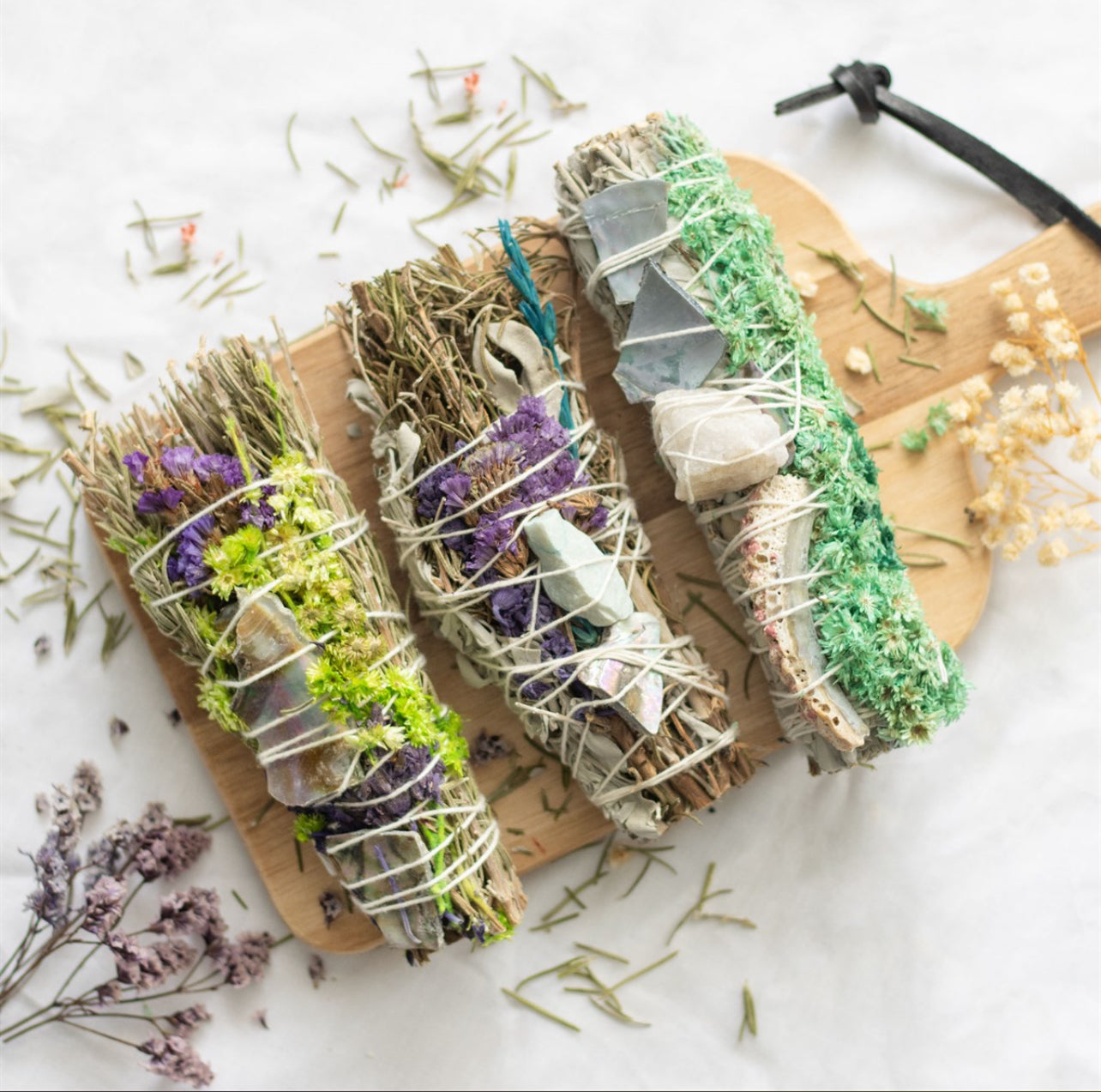 6IN RITUAL WAND SMUDGE STICK WITH ROSEMARY, SAGE AND AVENTURINE